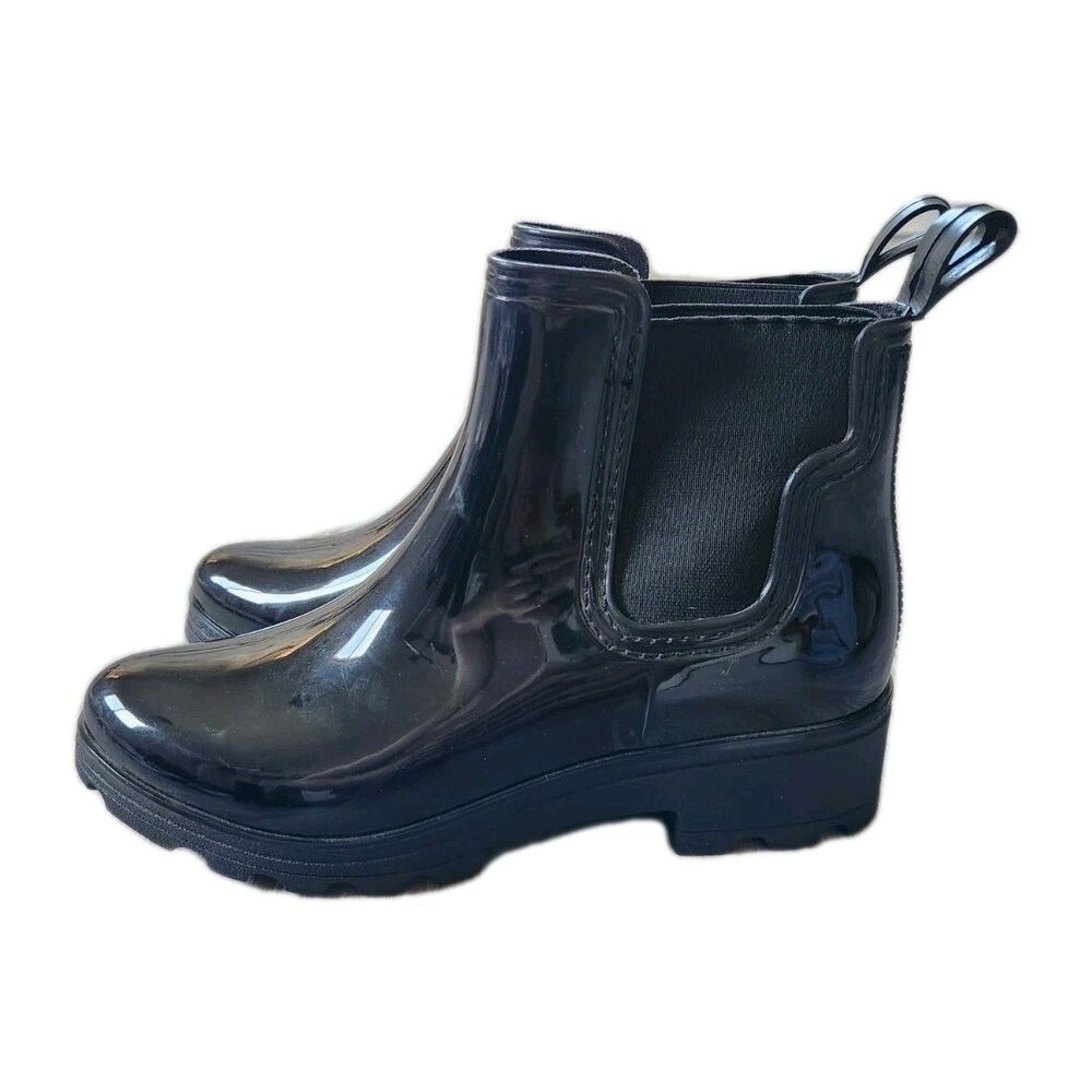 Capelli New York Womens Rain Boots Chelsea Ankle Glossy Black Lug Sole Sz 9 GUC
